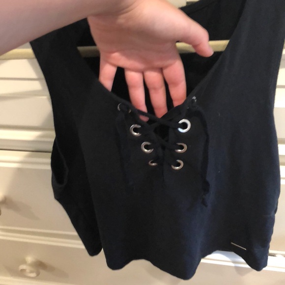 Abercrombie and Fitch essentials cropped tank top - Picture 3 of 6